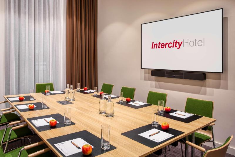 IntercityHotel Berlin Airport BER Terminal 1+2 - Toplantı