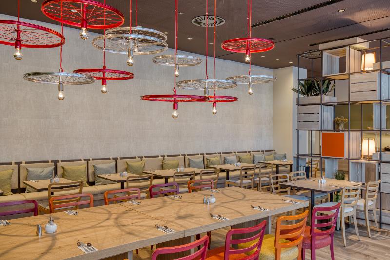 IntercityHotel Berlin Airport BER Terminal 1+2 - Restoran
