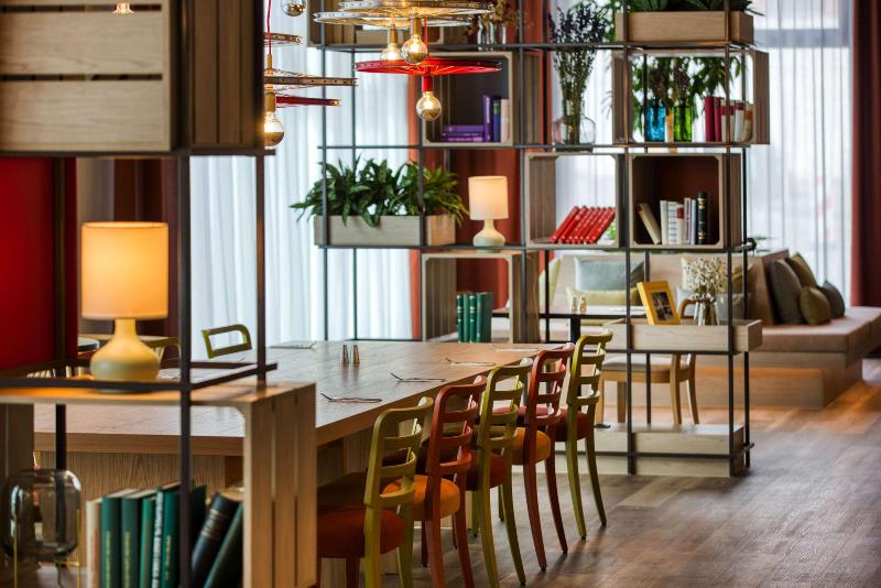IntercityHotel Berlin Airport BER Terminal 1+2 - Restoran