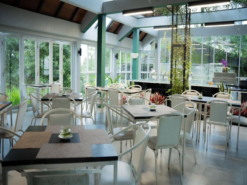 Leuweung Geledegan Ecolodge - Restoran