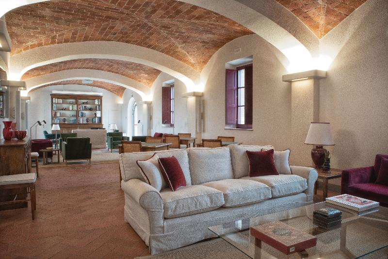 The Club House - Lobi