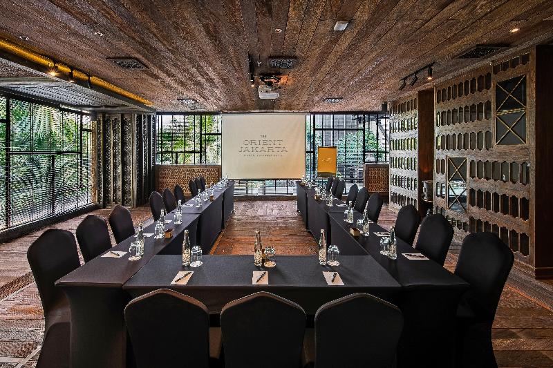 The Orient Jakarta, A Royal Hideaway Hotel - Toplantı