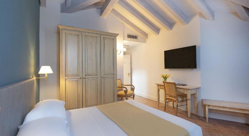Hotel Cannero - Oda