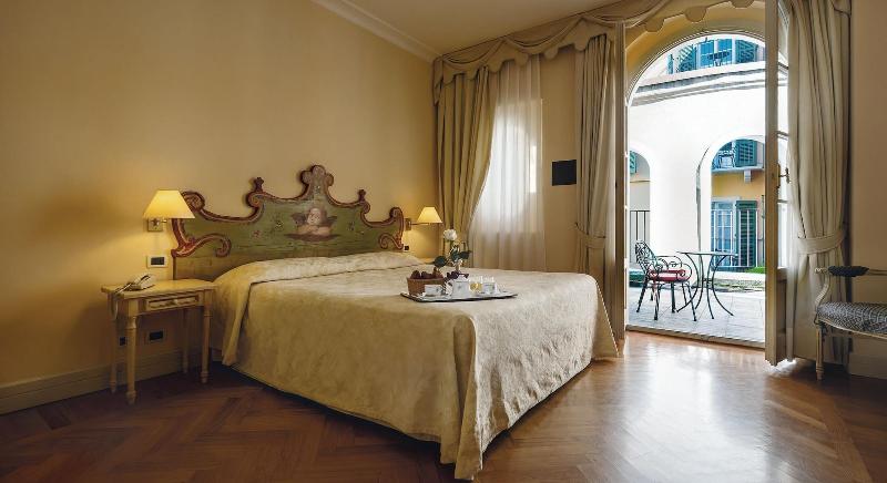 Hotel Cannero - Oda