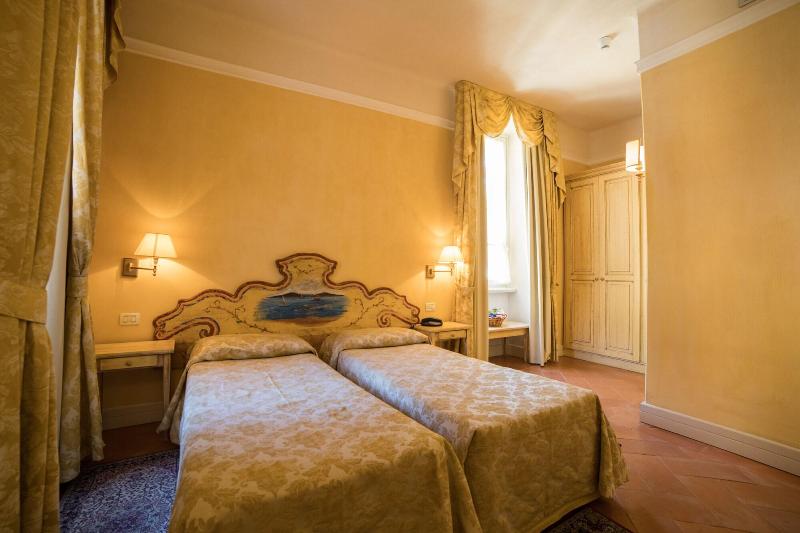 Hotel Cannero - Oda