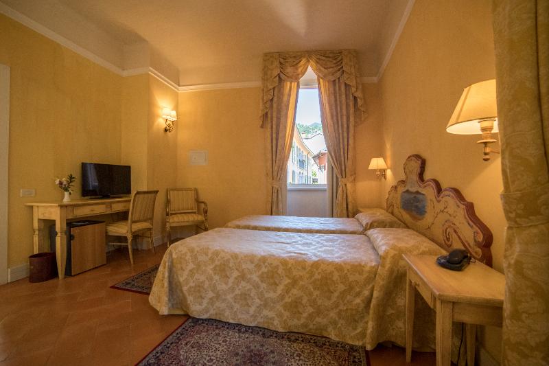Hotel Cannero - Oda
