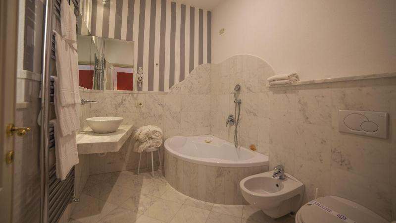 Hotel Cannero - Oda