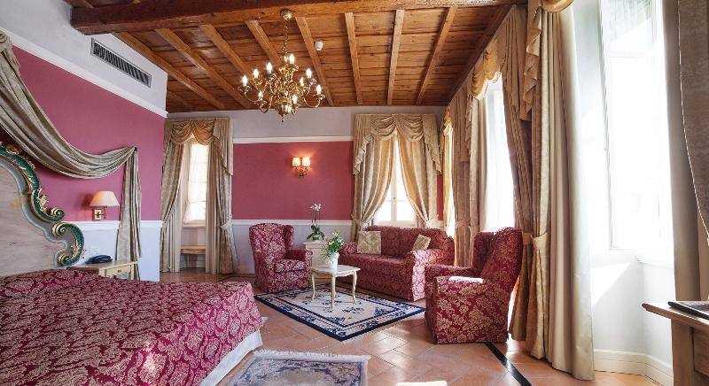 Hotel Cannero - Oda