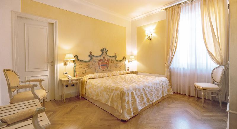 Hotel Cannero - Oda