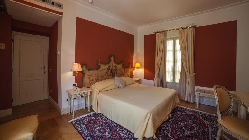 Hotel Cannero - Oda