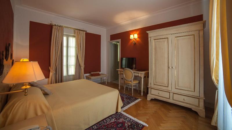 Hotel Cannero - Oda