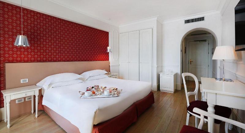 Hotel Cannero - Oda