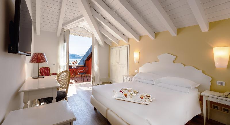 Hotel Cannero - Oda