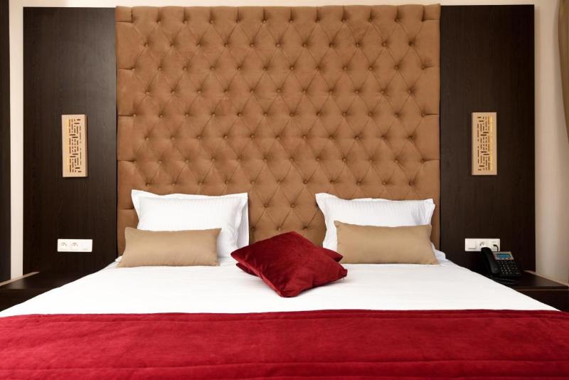 Lescure Business Hotel & Spa - Oda