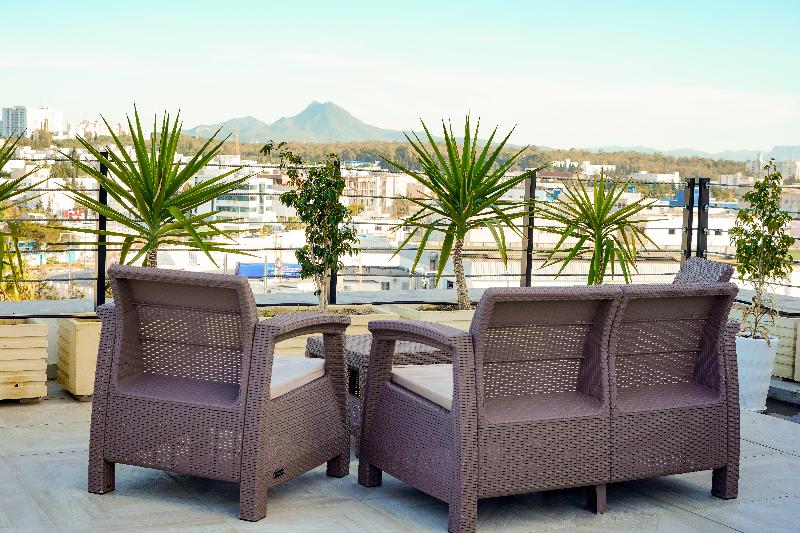 Lescure Business Hotel & Spa - Teras