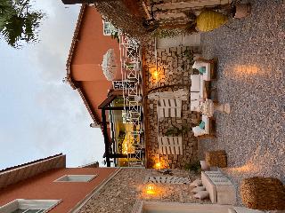 Noa's Boutique Hotel