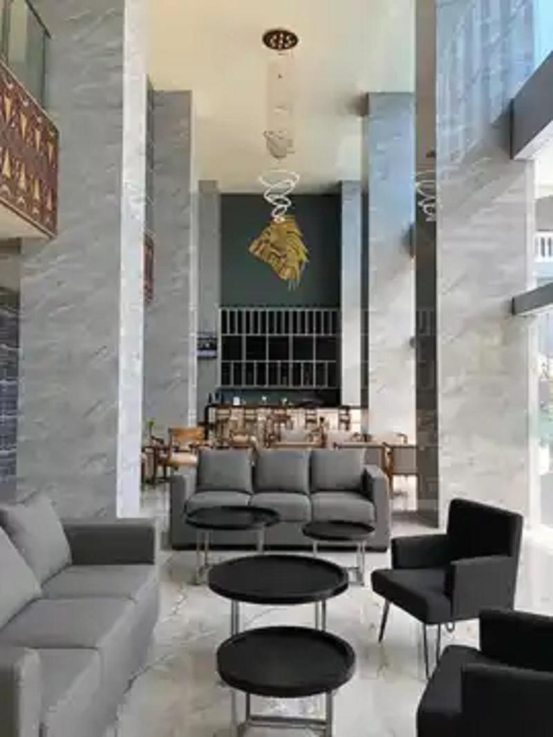 Hotel Horison Ultima Entrop - Lobi
