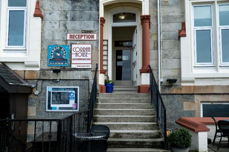 Corran House Guest House Hostel - Genel