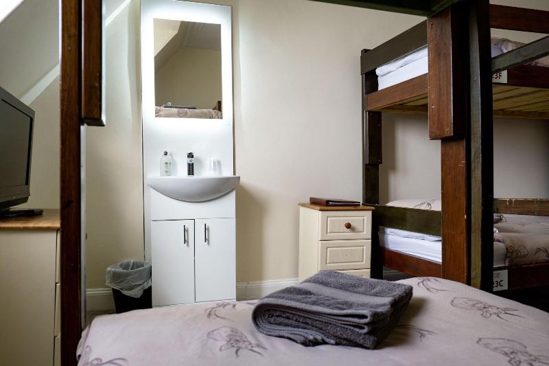 Corran House Guest House Hostel - Oda
