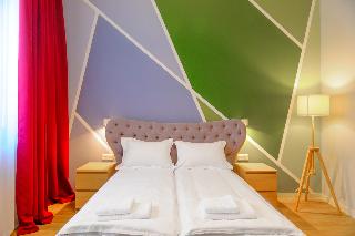 H 11 Downtown Aparthotel
