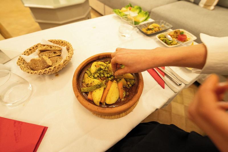 Ryad Selyen - Restoran