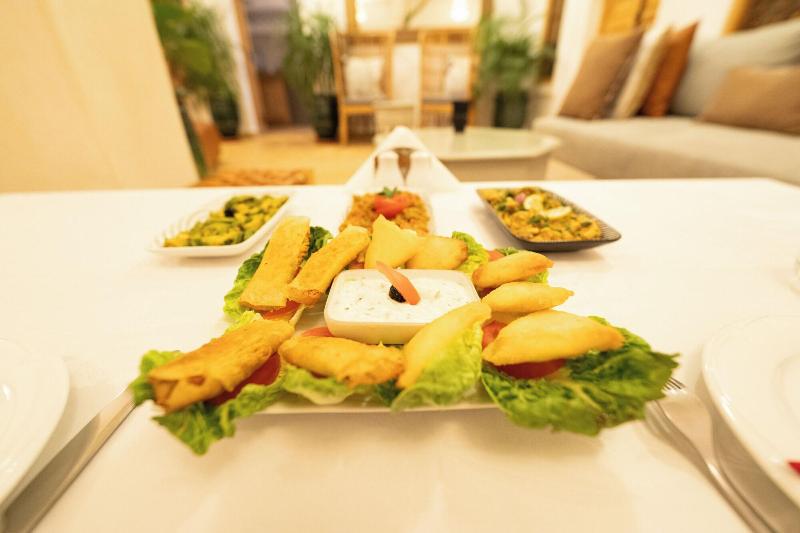 Ryad Selyen - Restoran