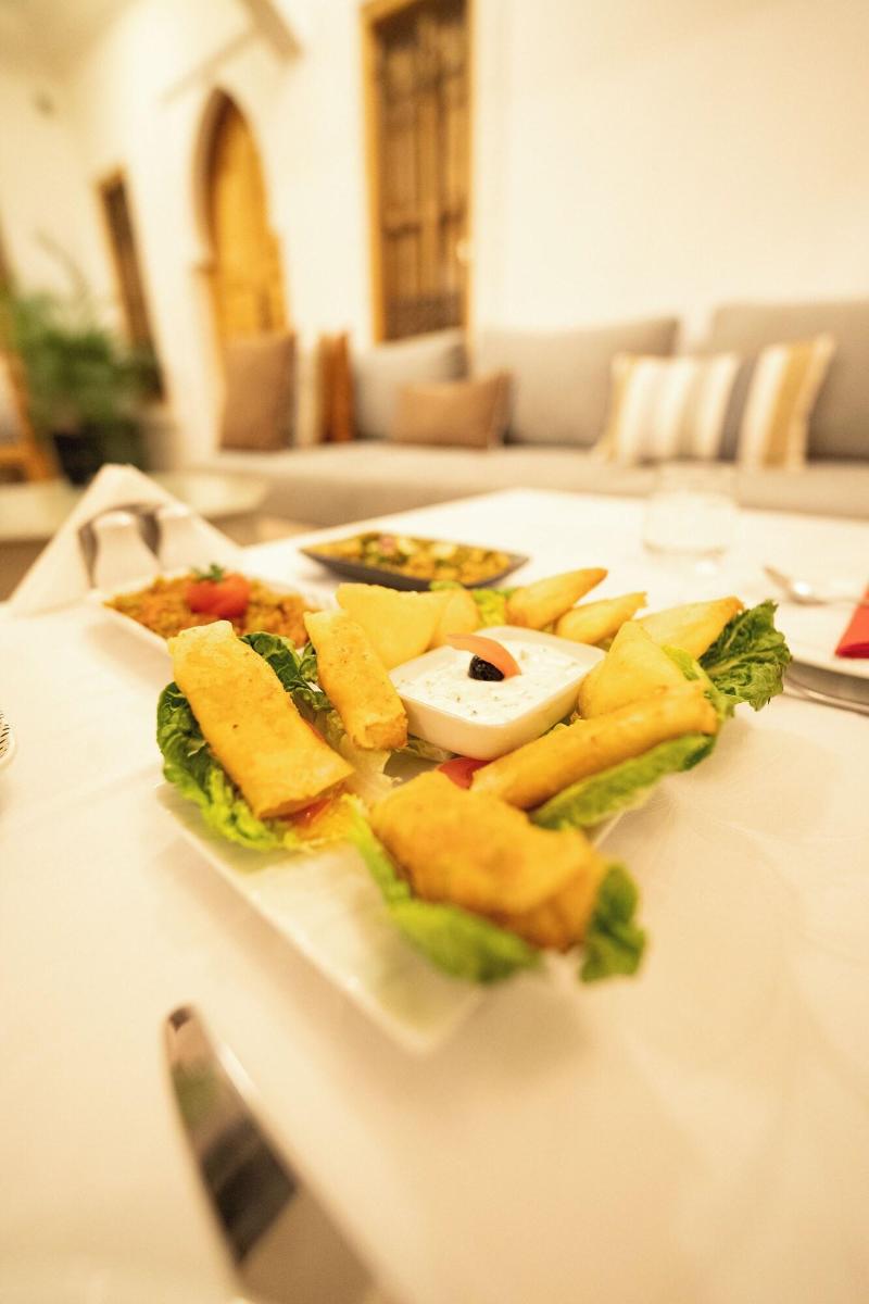 Ryad Selyen - Restoran