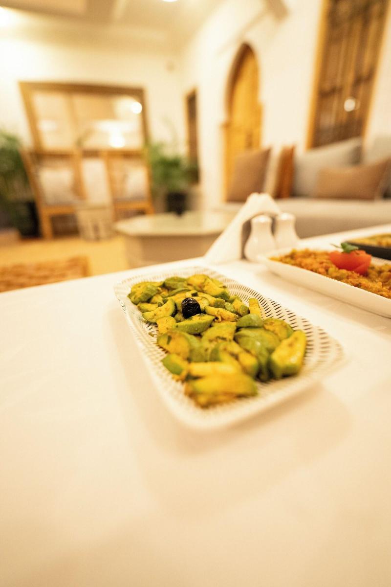 Ryad Selyen - Restoran