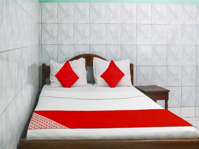 Oyo 91396 Hotel Laguna - Oda