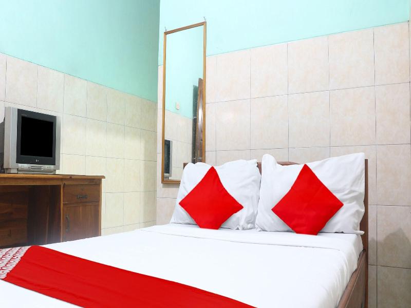 Oyo 91396 Hotel Laguna - Oda