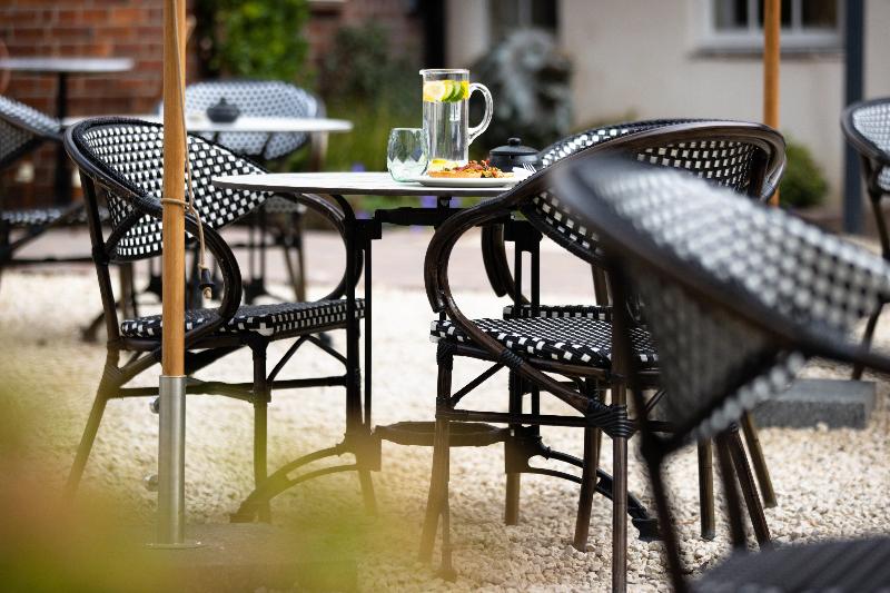 The Relais Henley - Teras