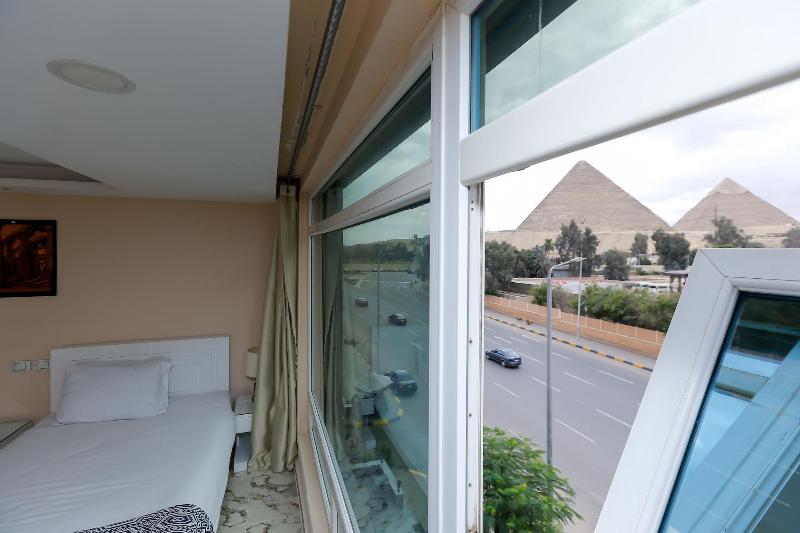 Turquoise Pyramids Hotel - Oda