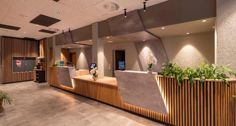 Sure Hotel by Best Western Hilden Dusseldorf - Lobi