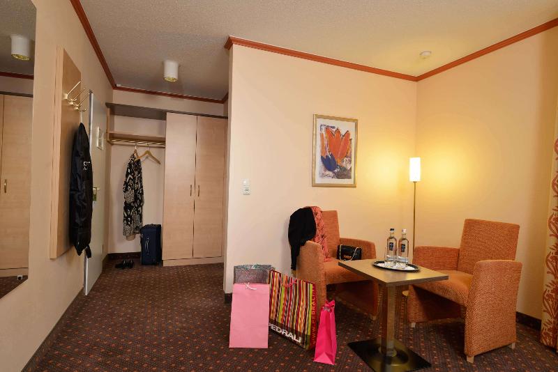 Sure Hotel by Best Western Hilden Dusseldorf - Oda