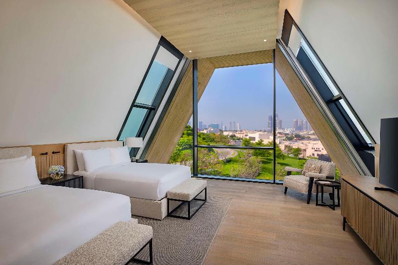 Katara Hills Doha Lxr Hotels Resorts - Oda