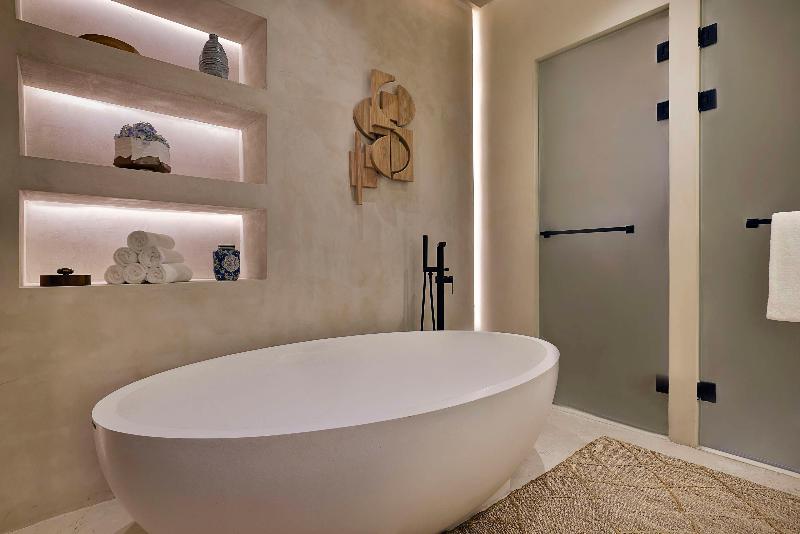 Katara Hills Doha Lxr Hotels Resorts - Oda