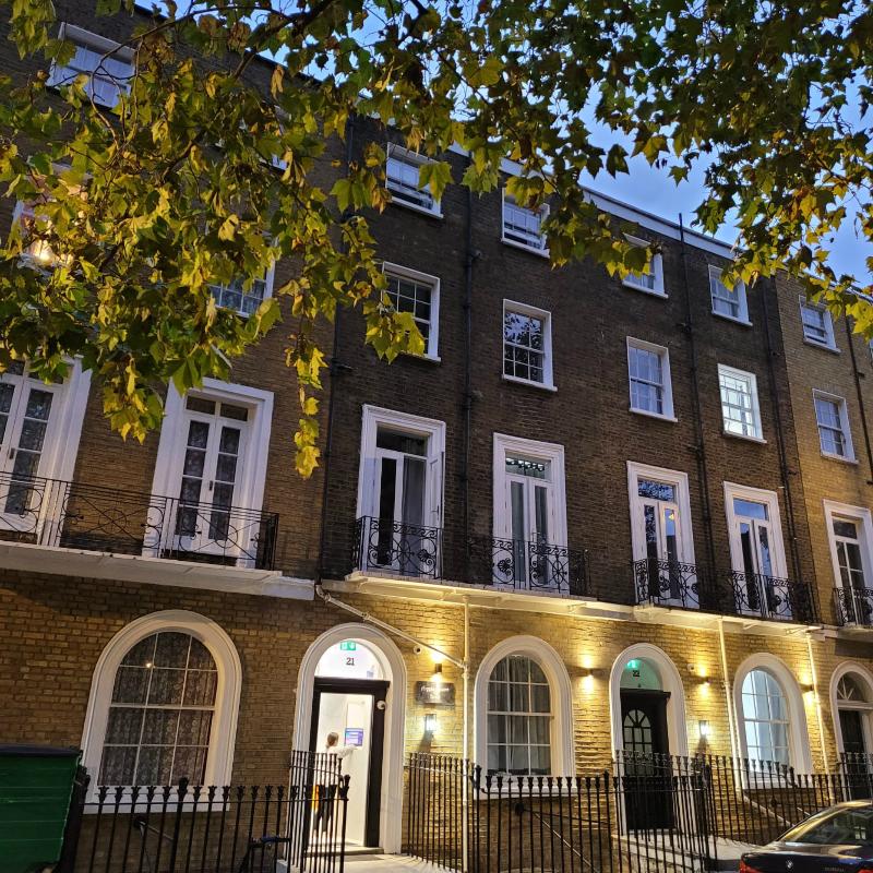 Argyle Square Hotel - Genel