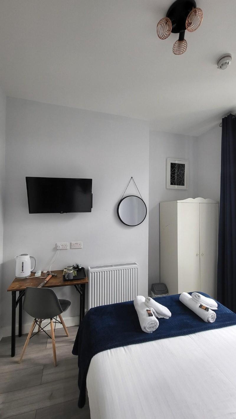 Argyle Square Hotel - Oda