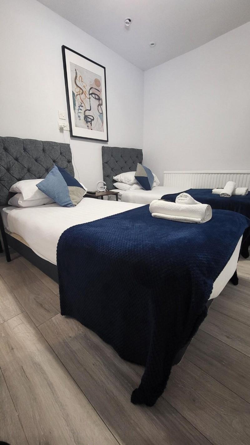 Argyle Square Hotel - Oda