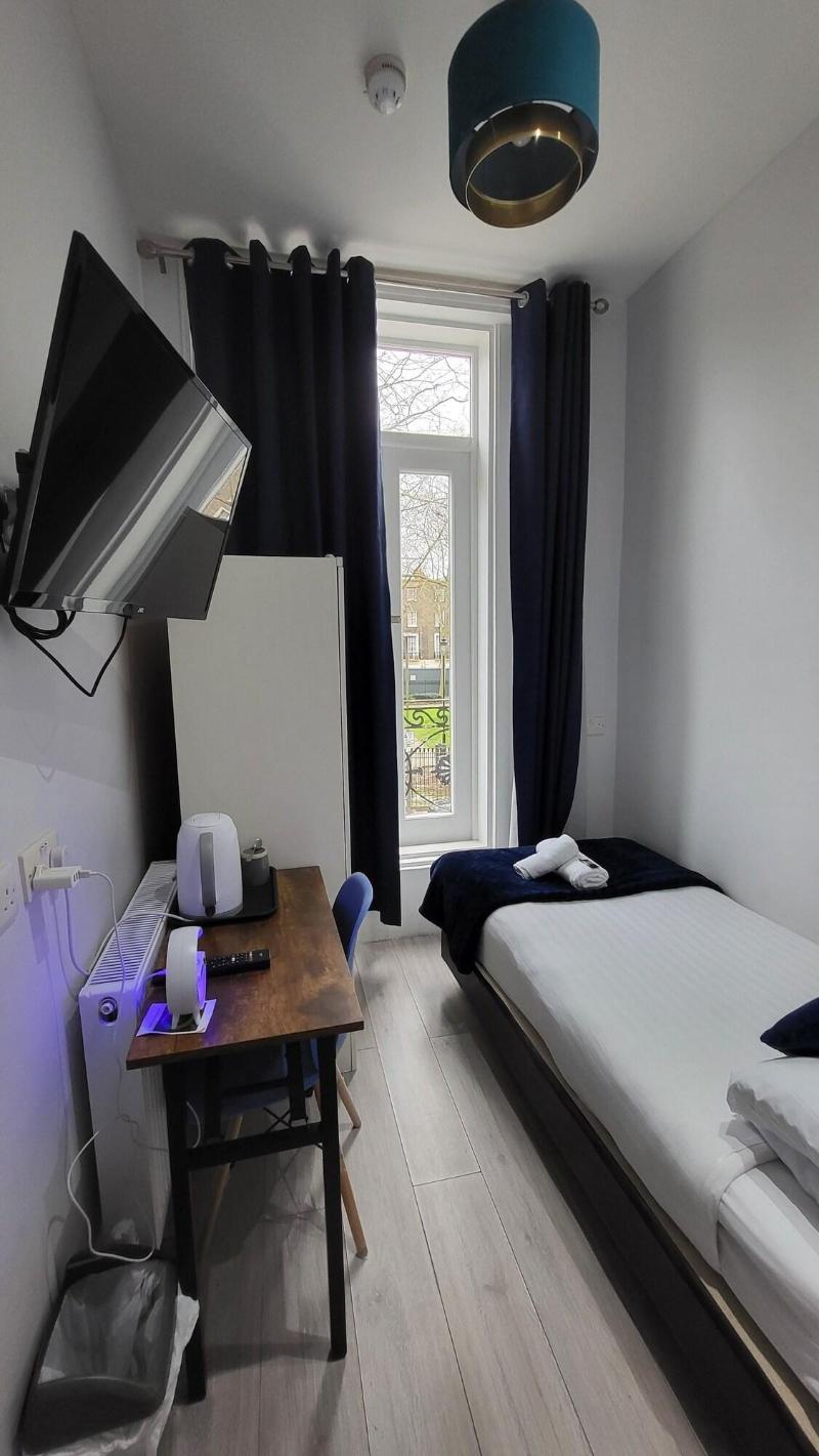 Argyle Square Hotel - Oda