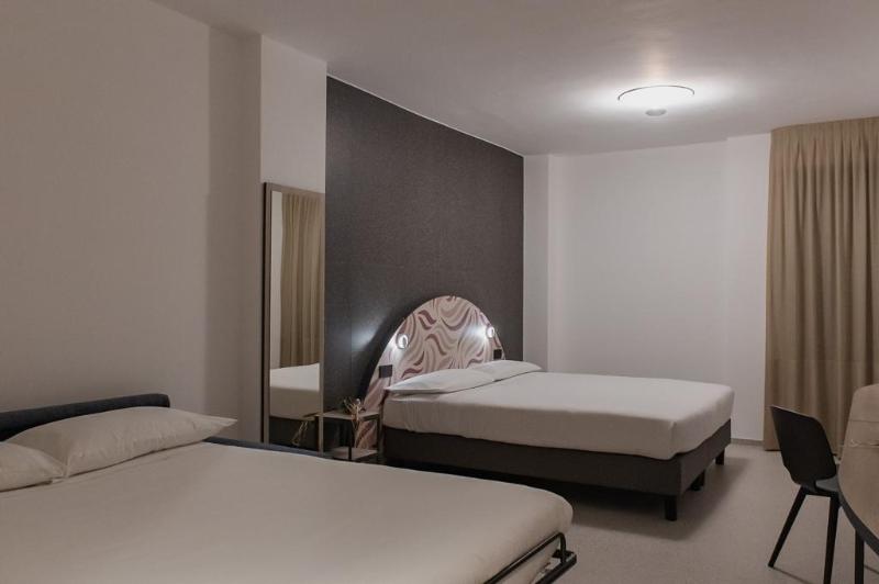Hub Hotel - Oda