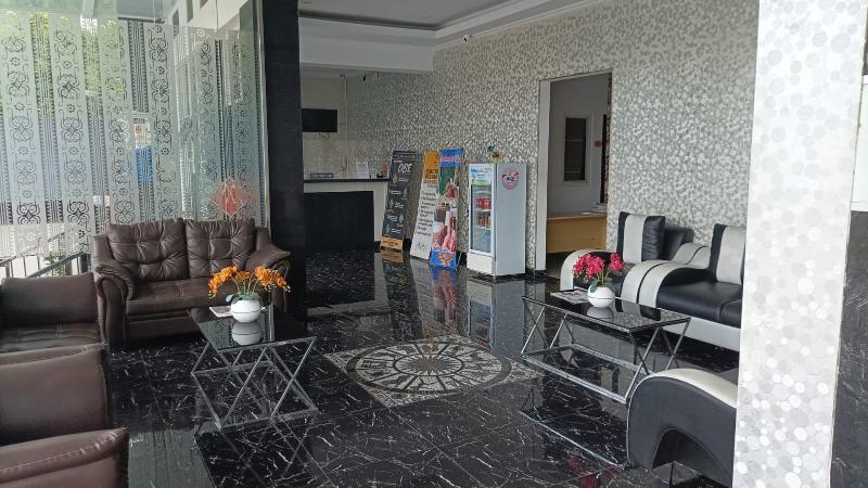 Mel's Inn Manado - Lobi