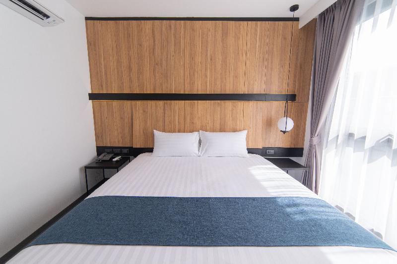 Gate43 Airport Hotel - Oda