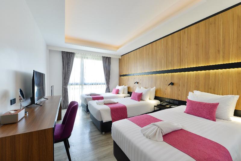 Gate43 Airport Hotel - Oda