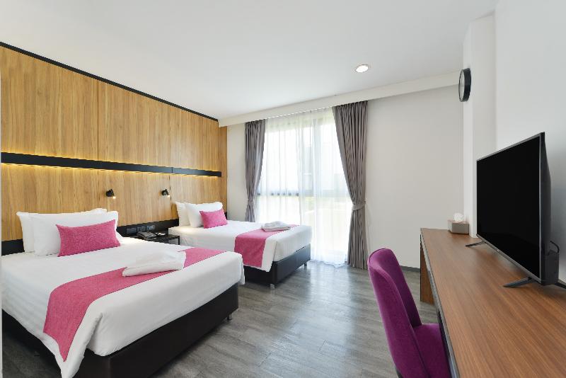 Gate43 Airport Hotel - Oda