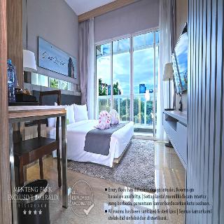 Menteng Park Exclusive Emerald fotoÄŸrafÄ±