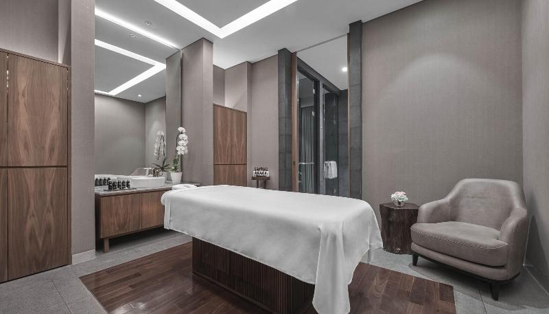 The Langham Jakarta - Aktivite