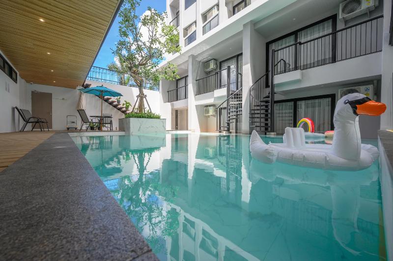 Tour De Phuket Hotel  (sha Extra Plus) - Oda