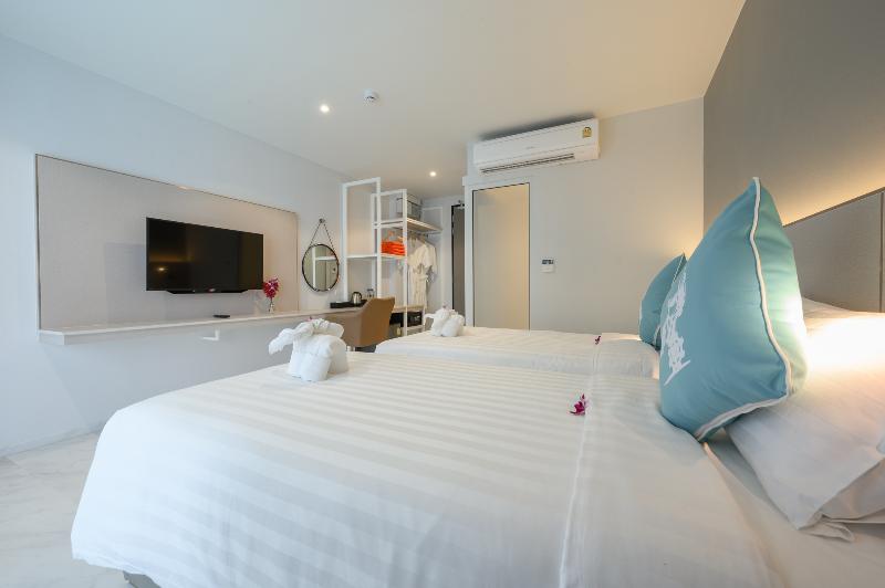 Tour De Phuket Hotel  (sha Extra Plus) - Oda