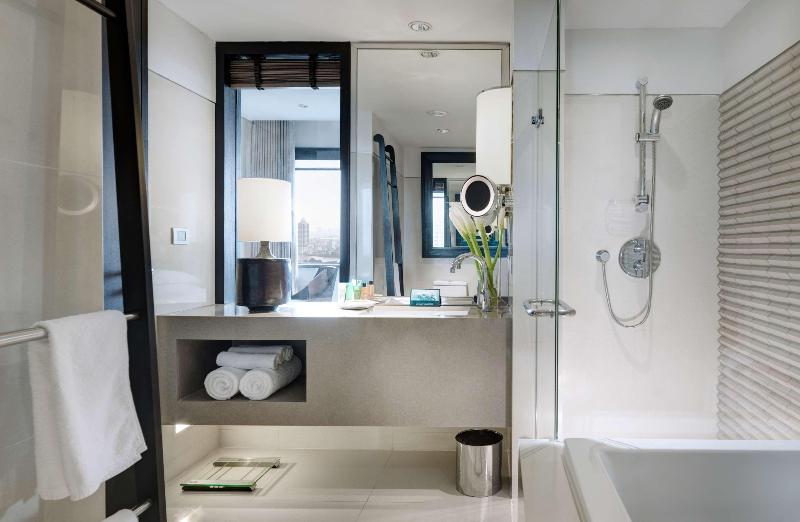 Millennium Hilton Bangkok - Oda
